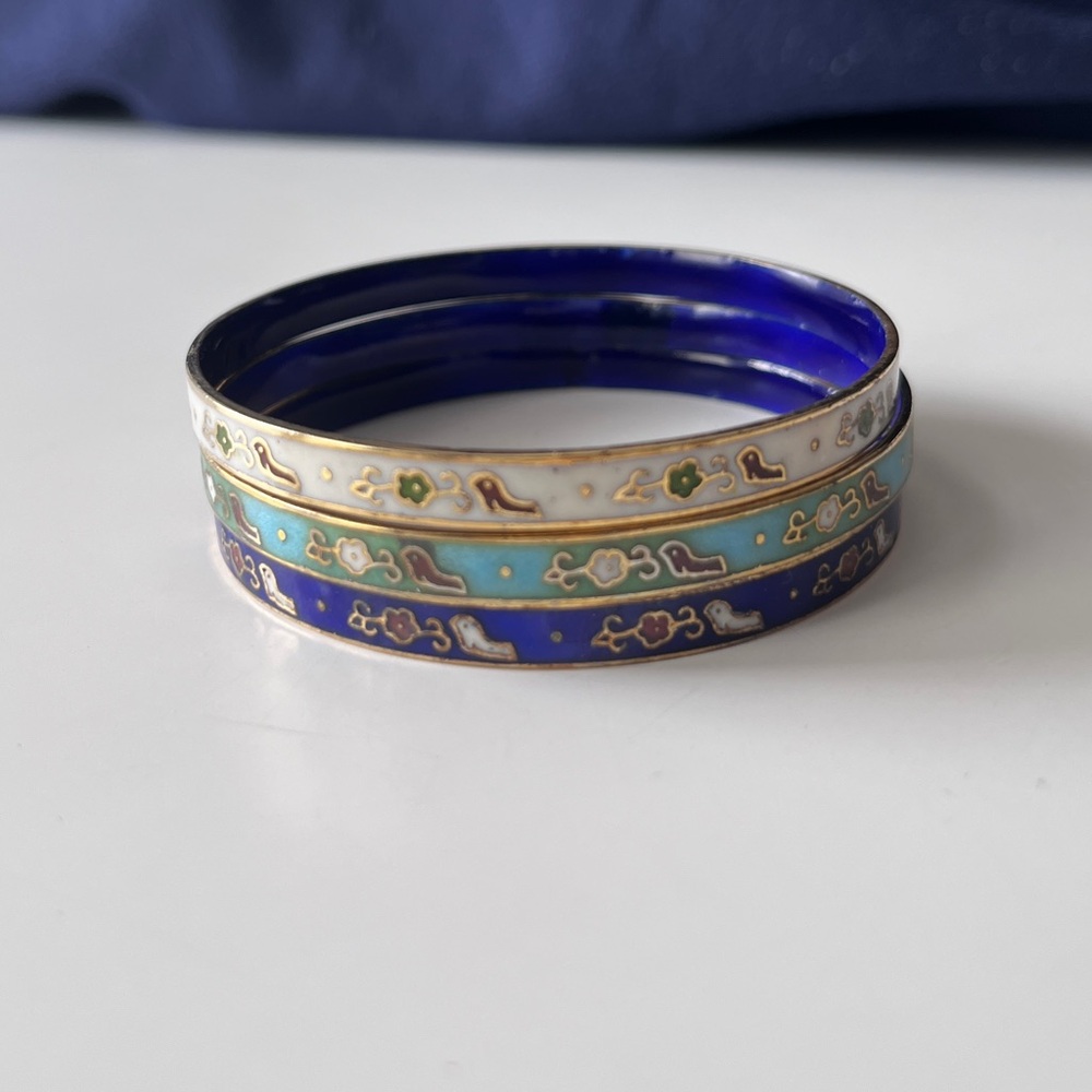 Bracelets - Picture 2 of 2